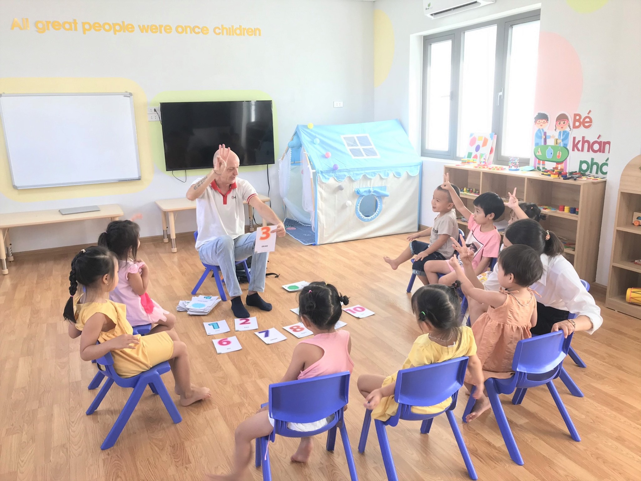 Hoạt động Tiếng anh – Năng khiếu nghệ thuật – Kỹ năng sống